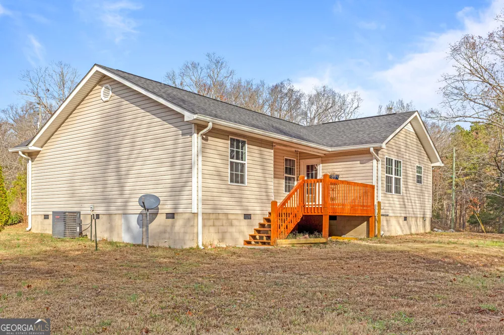 132 Katie LN Chatsworth, GA 30705