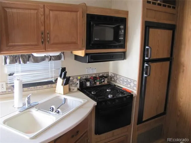 111 Water Tank Circle Hartsel, CO 80449
