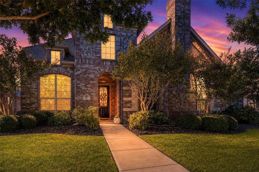 2017 Sterling Trace Drive Keller, TX 76248