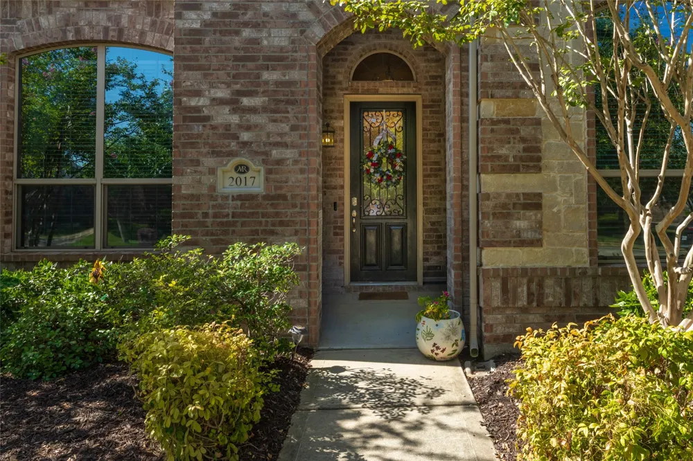 2017 Sterling Trace Drive Keller, TX 76248