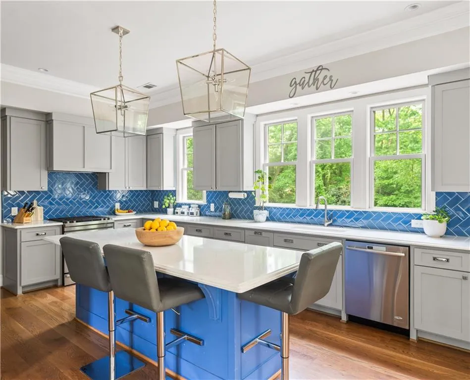 2015 Audubon Drive NE Atlanta, GA 30329
