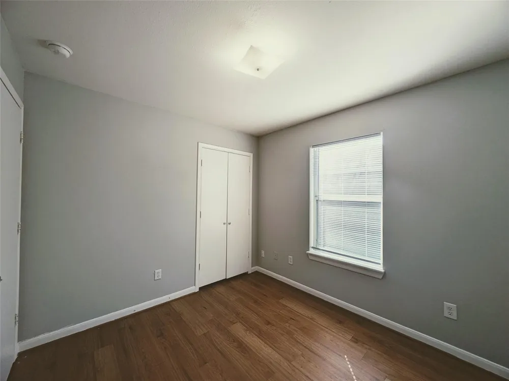 154 S Bend Court #b Willis, TX 77378
