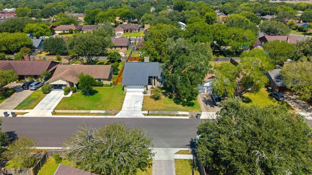 1205 Westwood Street Victoria, TX 77901