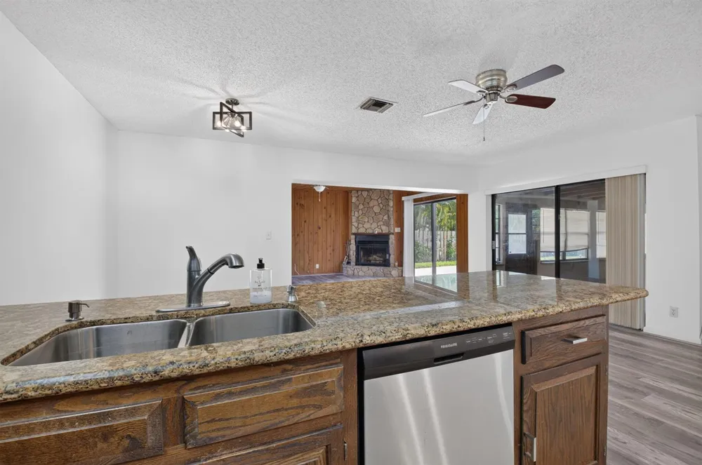 17667 Pine Needle Terrace Boca Raton, FL 33487