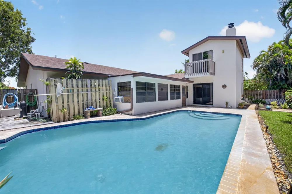 17667 Pine Needle Terrace Boca Raton, FL 33487