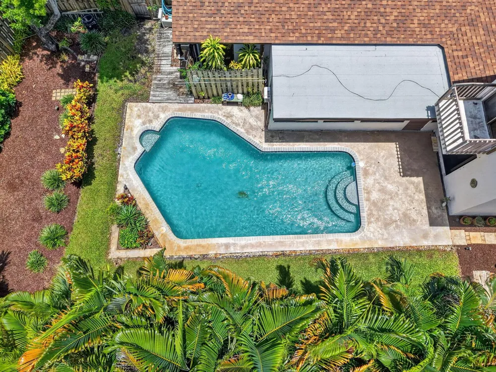 17667 Pine Needle Terrace Boca Raton, FL 33487