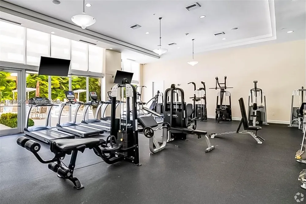 18800 NE 29th Ave #221 Aventura, FL 33180