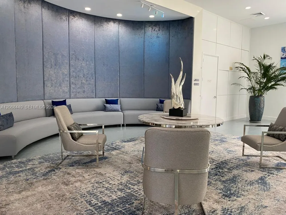 18800 NE 29th Ave #221 Aventura, FL 33180