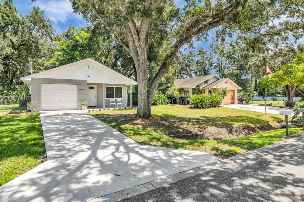 9419 5TH AVENUE Orlando, FL 32824