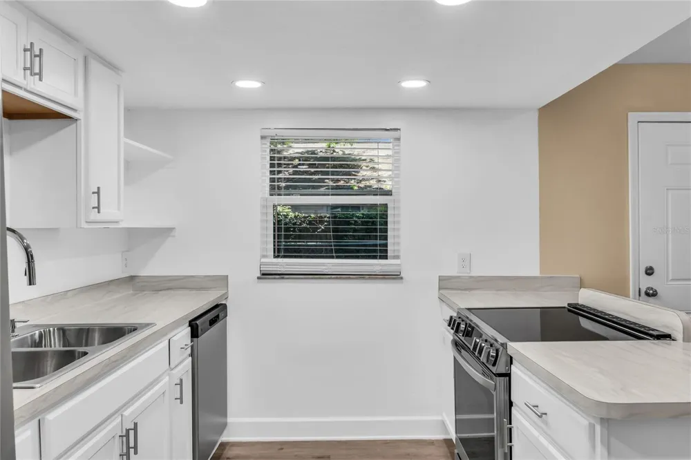 9419 5TH AVENUE Orlando, FL 32824