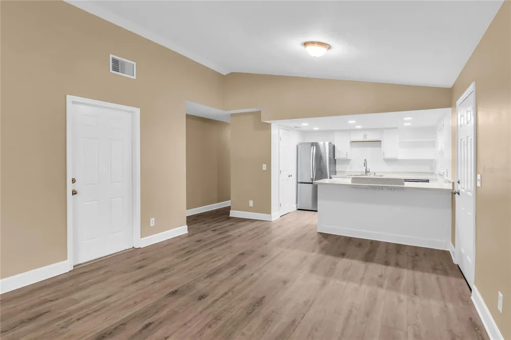 9419 5TH AVENUE Orlando, FL 32824
