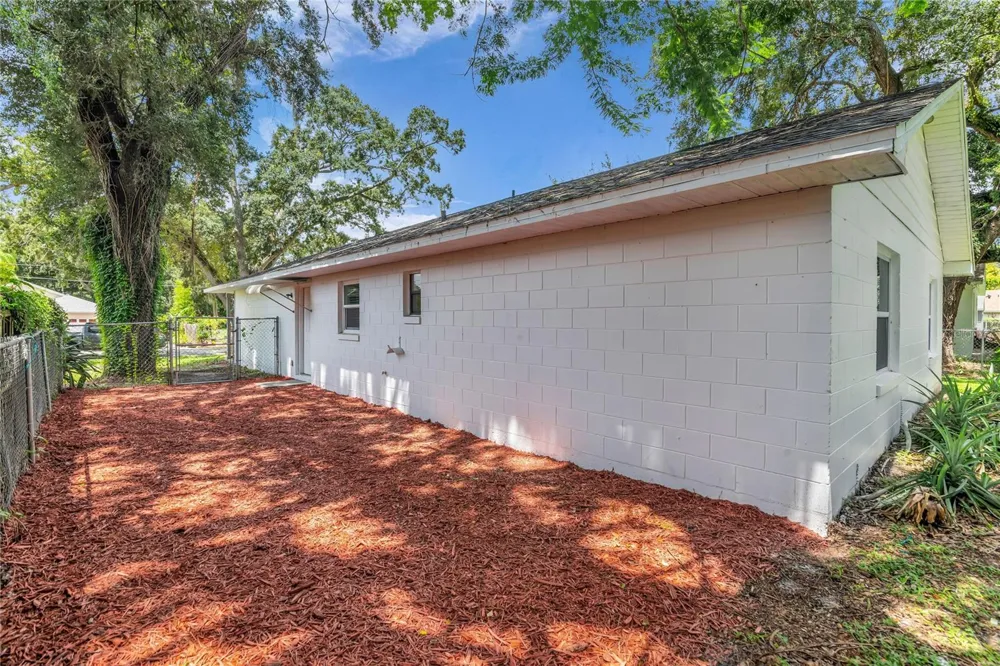 9419 5TH AVENUE Orlando, FL 32824
