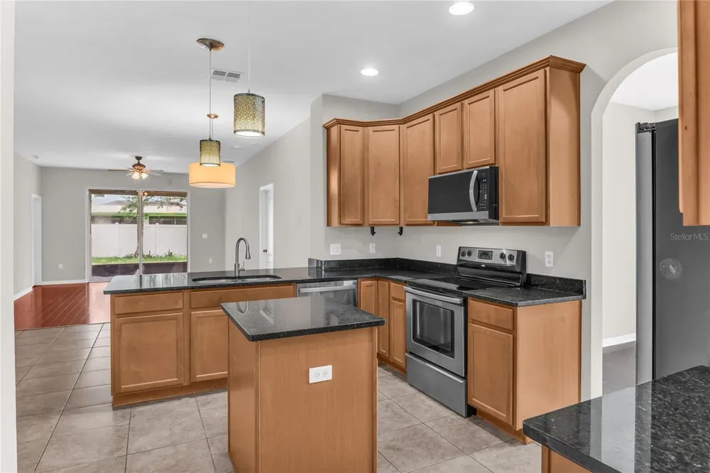 847 AYDEN OAK LANE Ocoee, FL 34761
