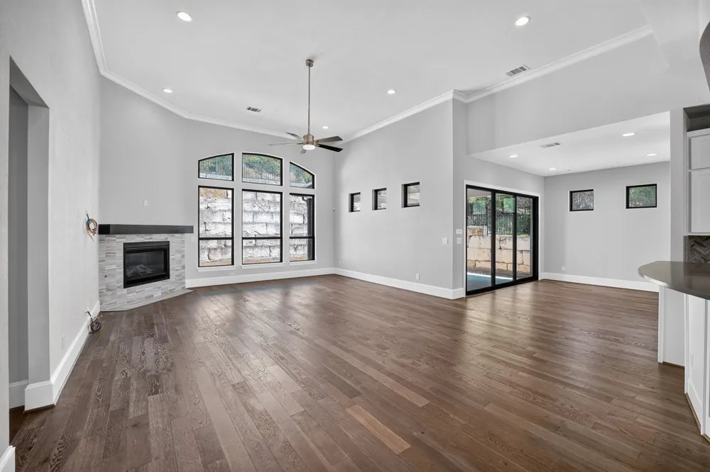 308 Lodestone Lane Austin, TX 78738