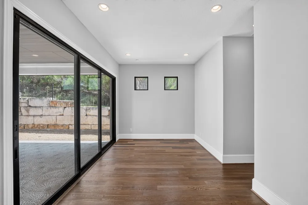 308 Lodestone Lane Austin, TX 78738