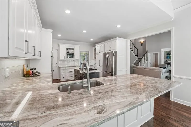 425 Cullingworth DR Johns Creek, GA 30022
