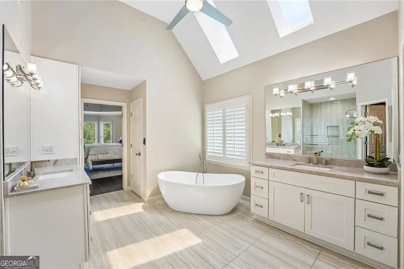 425 Cullingworth DR Johns Creek, GA 30022