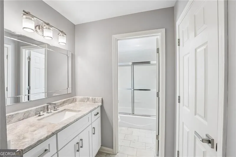 425 Cullingworth DR Johns Creek, GA 30022