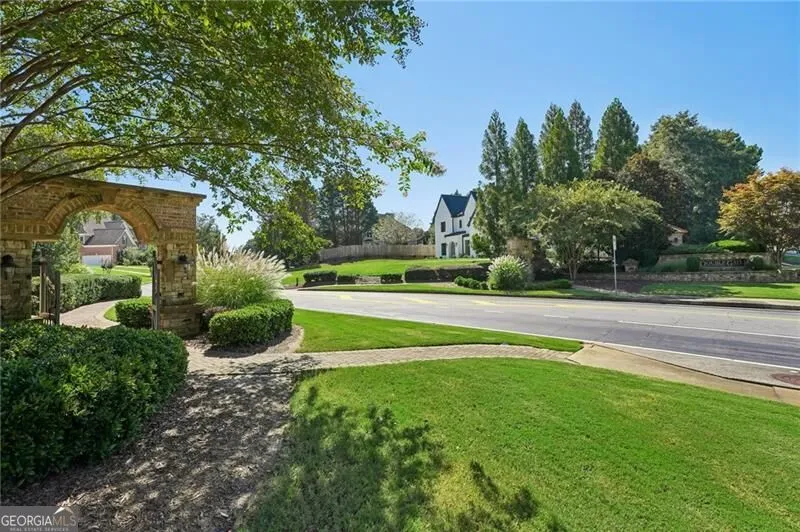 425 Cullingworth DR Johns Creek, GA 30022