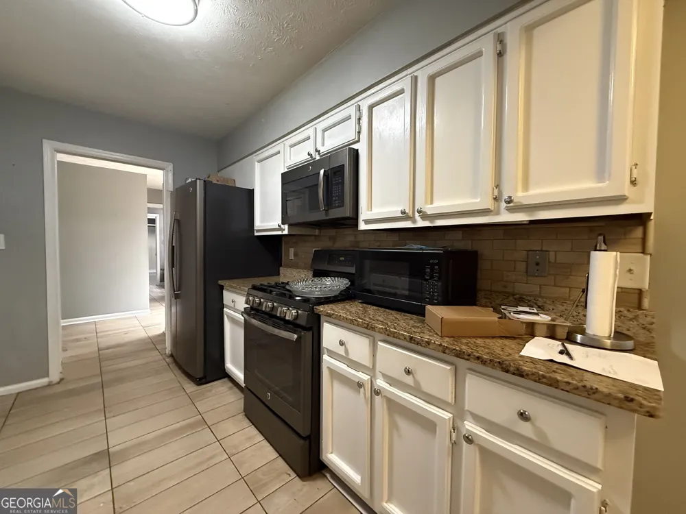 829 Lake Hollow BLVD SW Marietta, GA 30064