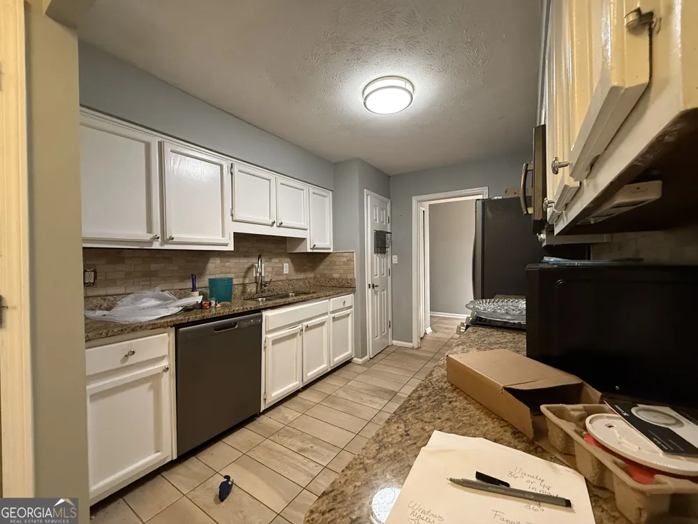 829 Lake Hollow BLVD SW Marietta, GA 30064