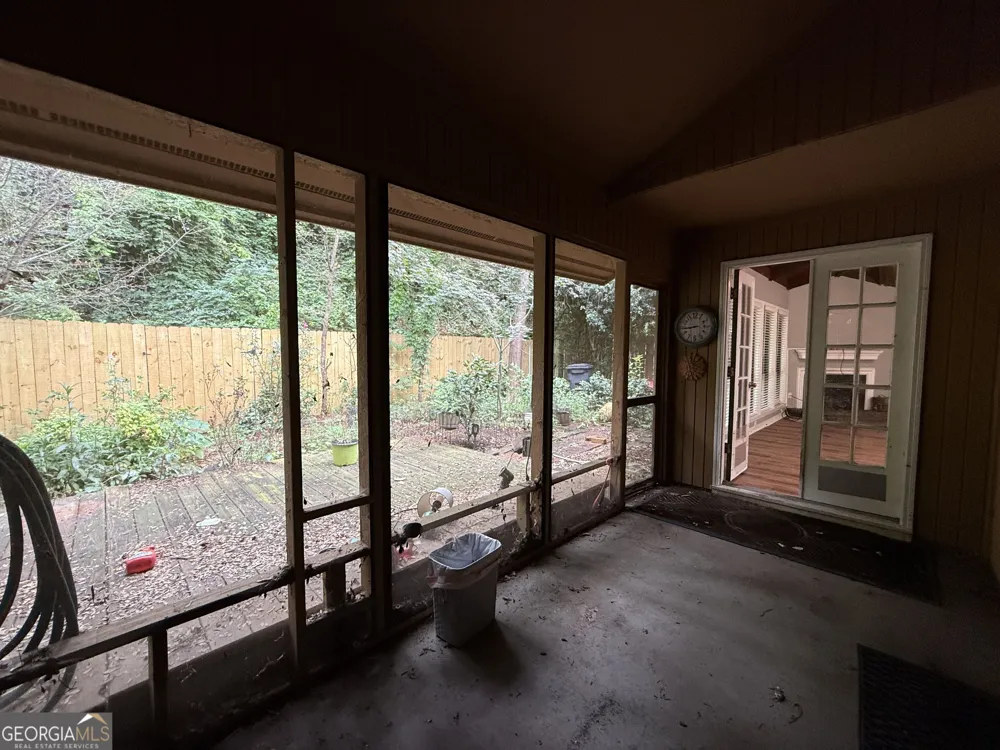 829 Lake Hollow BLVD SW Marietta, GA 30064