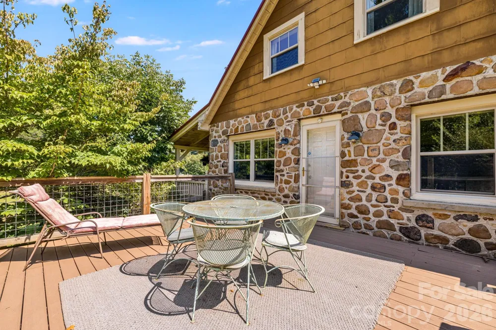 58 Guntertown Road Marshall, NC 28753