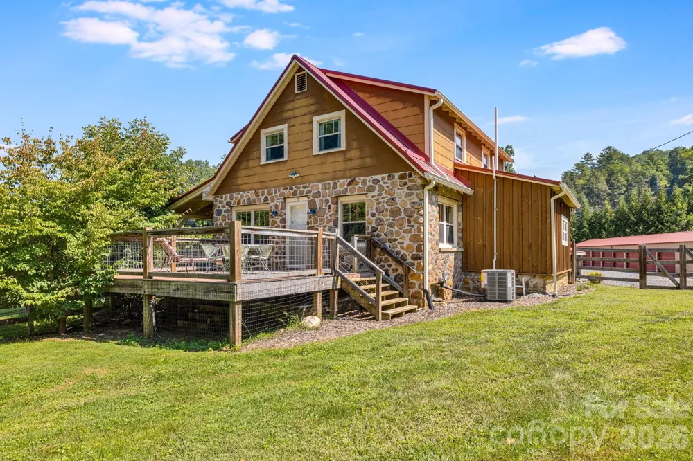 58 Guntertown Road Marshall, NC 28753