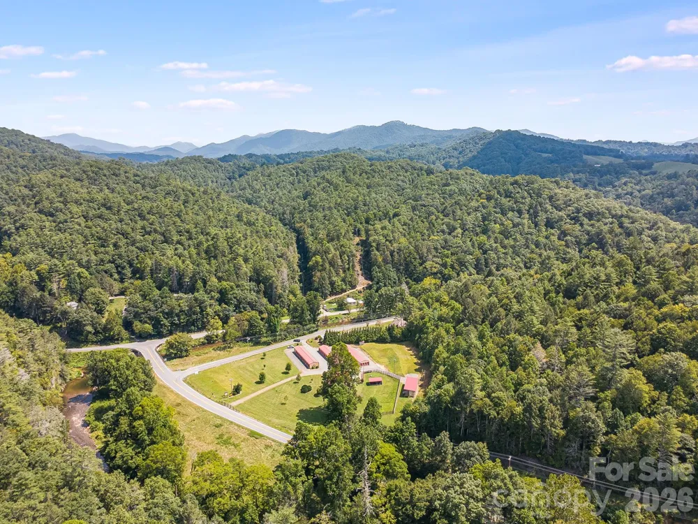 58 Guntertown Road Marshall, NC 28753