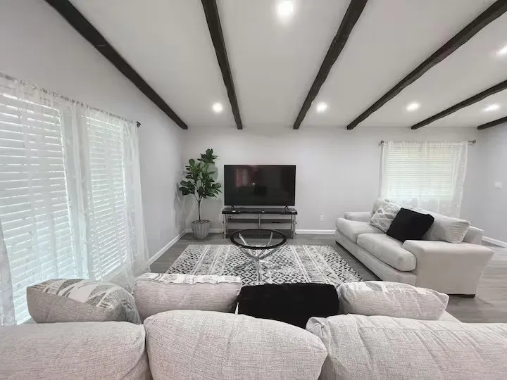1914 E Spring Valley Richardson, TX 75081