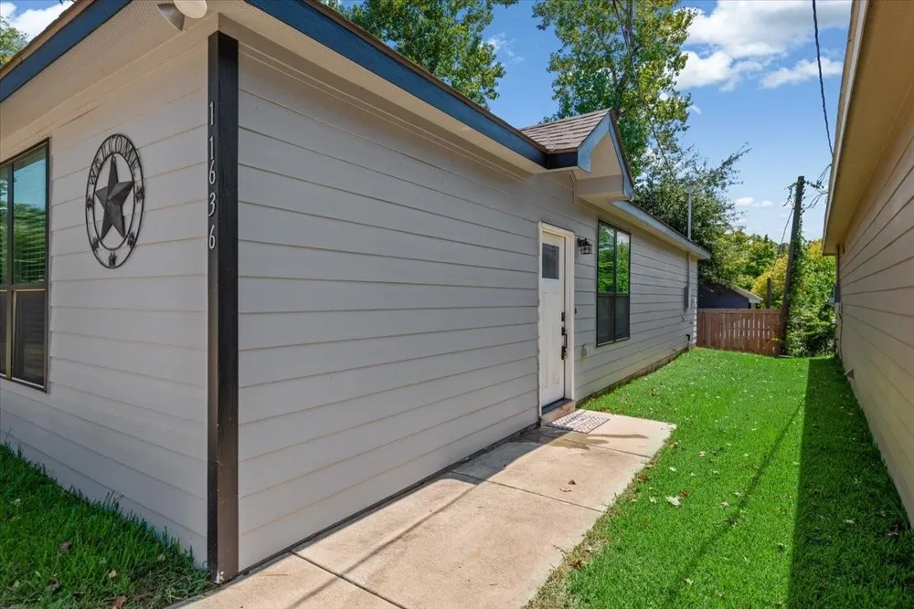11636 Vistawood Street Willis, TX 77318