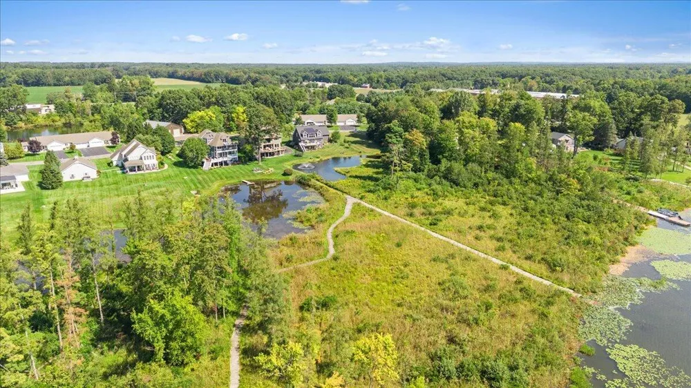 12355 Bayview Drive Wayland, MI 49348