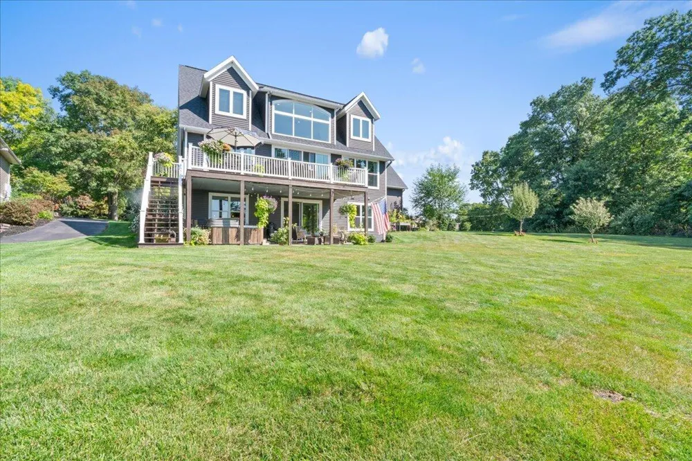 12355 Bayview Drive Wayland, MI 49348