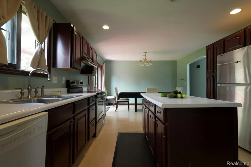 2392 Davis Road Au Gres Township, MI 48703