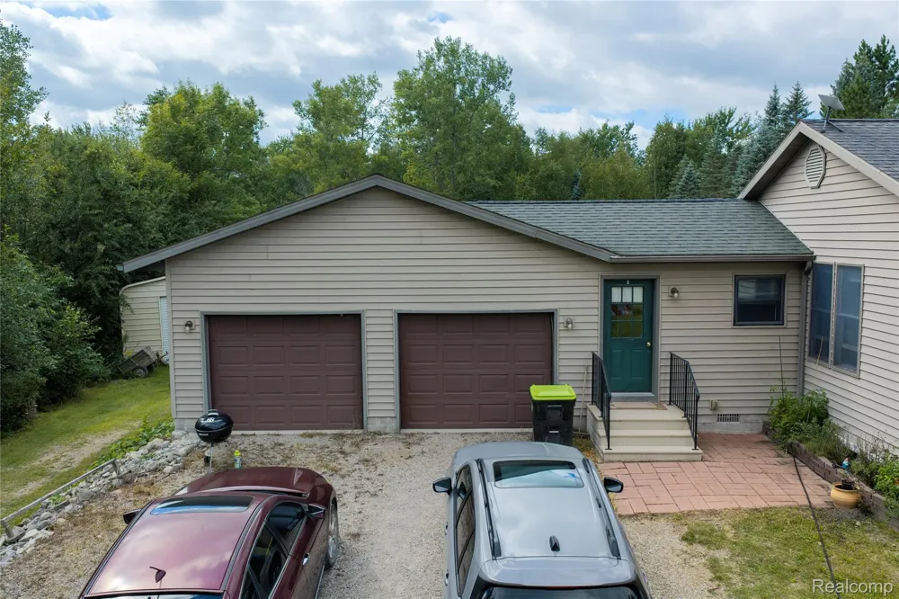 2392 Davis Road Au Gres Township, MI 48703
