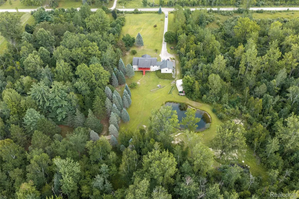 2392 Davis Road Au Gres Township, MI 48703