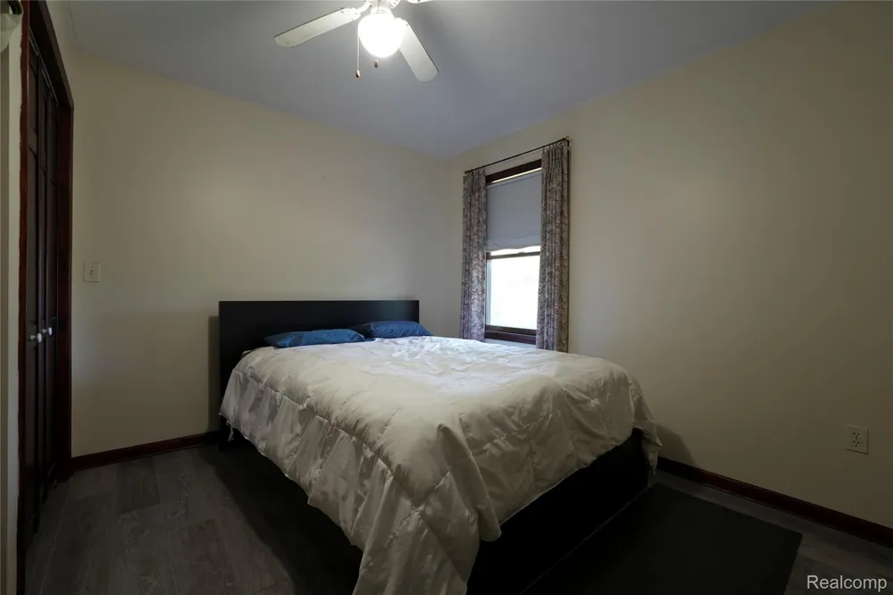 2392 Davis Road Au Gres Township, MI 48703