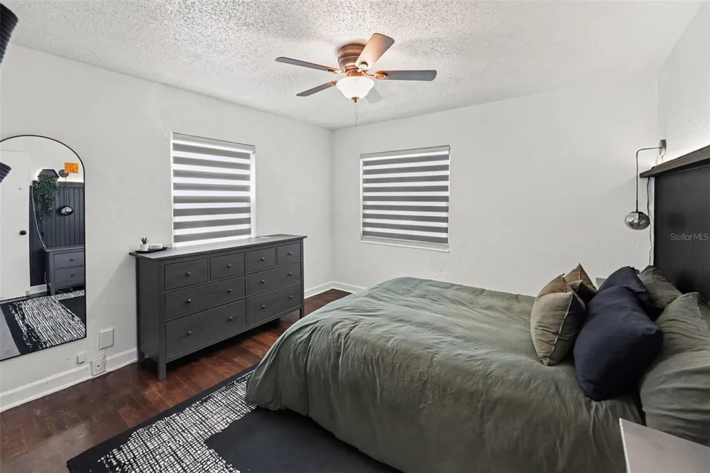 5709 35TH STREET St Petersburg, FL 33714