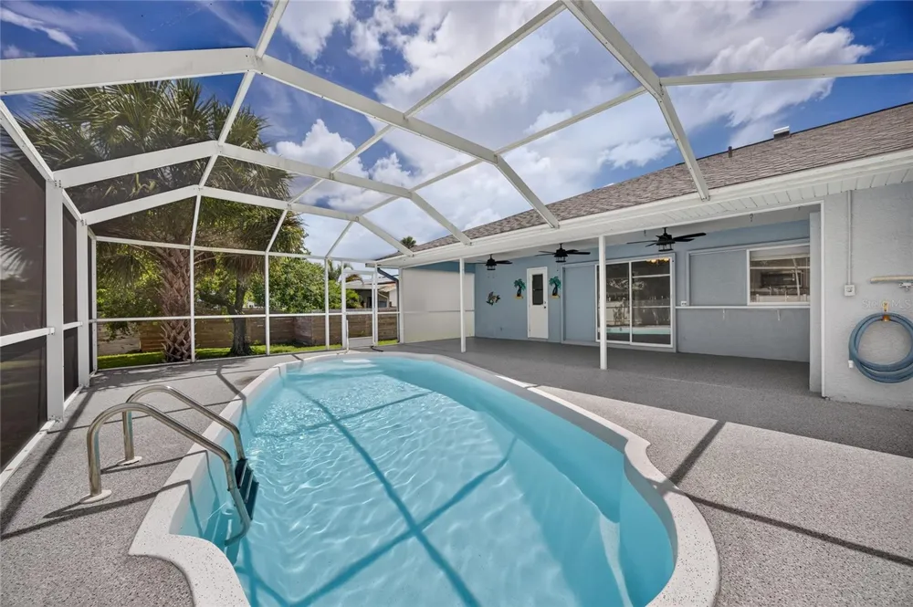 881 RIVIERA LANE NW Port Charlotte, FL 33948
