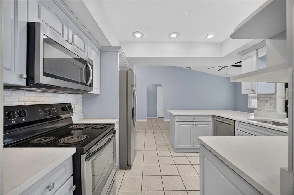 881 RIVIERA LANE NW Port Charlotte, FL 33948