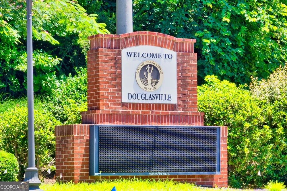 2848 Lillian LN Douglasville, GA 30135