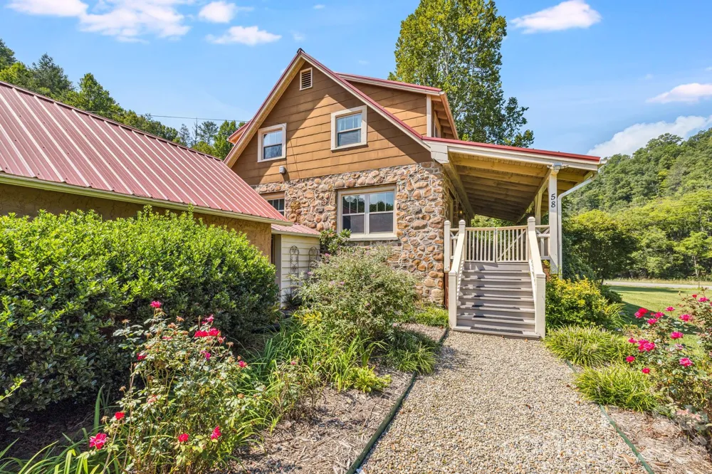 58 Guntertown Road Marshall, NC 28753