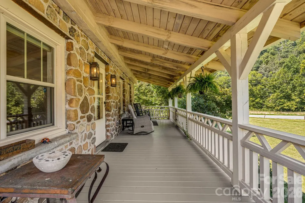 58 Guntertown Road Marshall, NC 28753