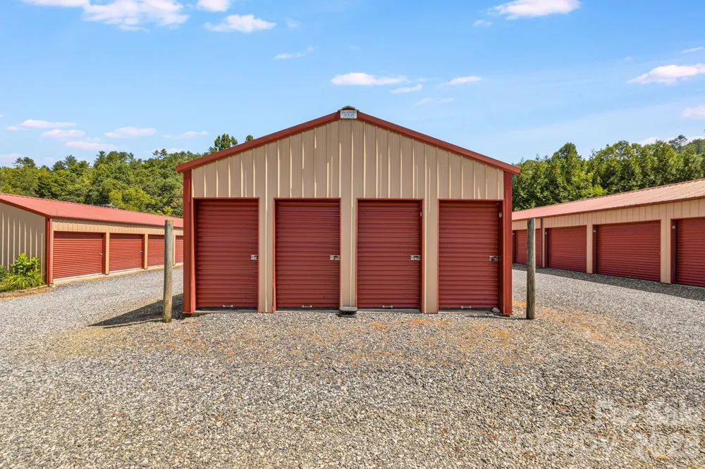 58 Guntertown Road Marshall, NC 28753