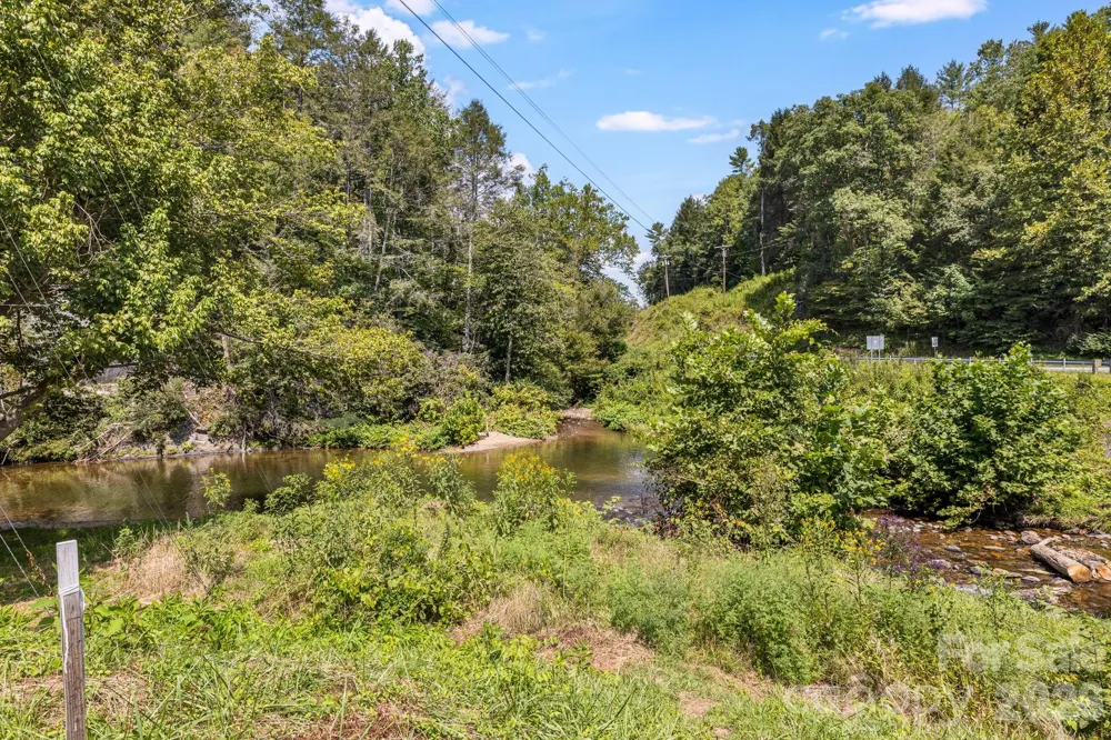 58 Guntertown Road Marshall, NC 28753