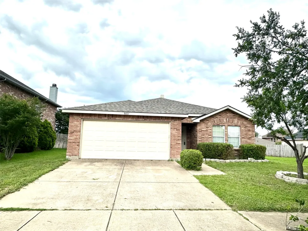 8021 Stowe Springs Lane Arlington, TX 76002