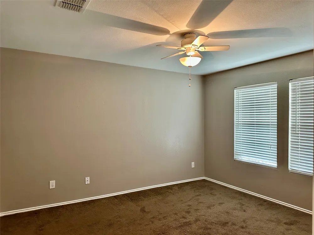 8021 Stowe Springs Lane Arlington, TX 76002