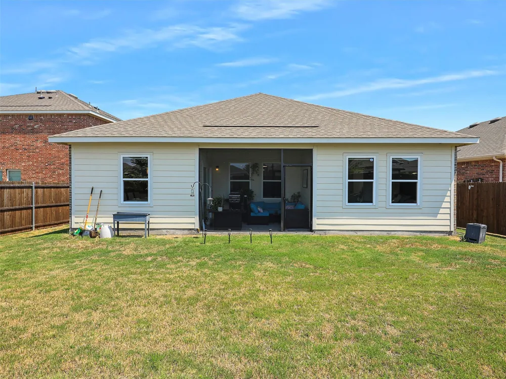 775 Camden Drive Lavon, TX 75166