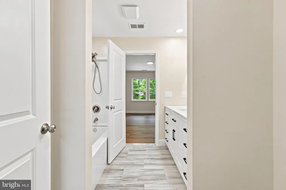 448 CEDAR LANE Bluemont, VA 20135