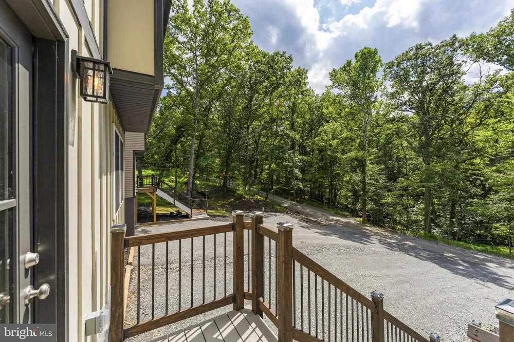 448 CEDAR LANE Bluemont, VA 20135